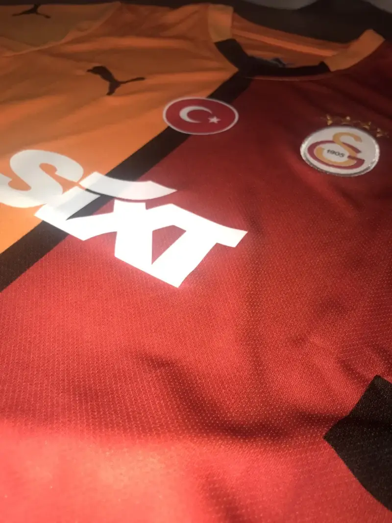 galatasaray yeni sezon kişiye özel form