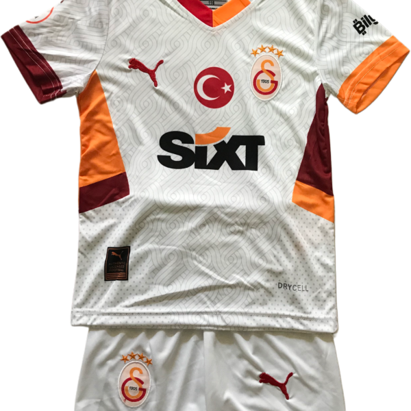 beyaz kırmızı galatasaray forması çocuk kişiye özel